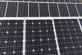 A Comprehensive Guide to 250-Watt Solar Panels: Is It the Right Option for You?