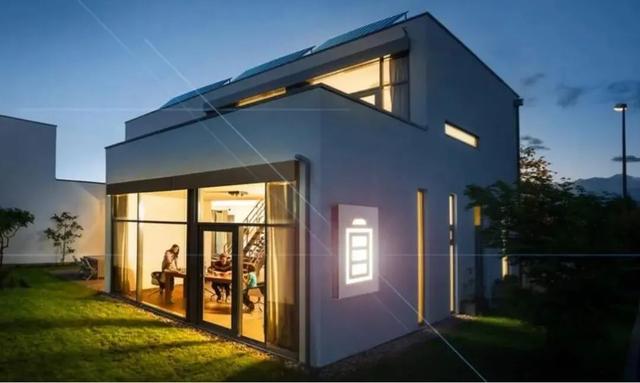 How Long Can a Solar Battery Power a House? A Complete Guide for Homeowners