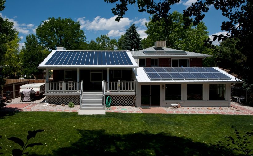 How Many Batteries for a 4kw Solar System?