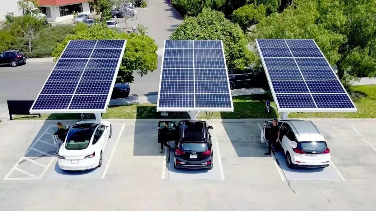 How Many Solar Panels Do I Need to Charge My Electric Car?