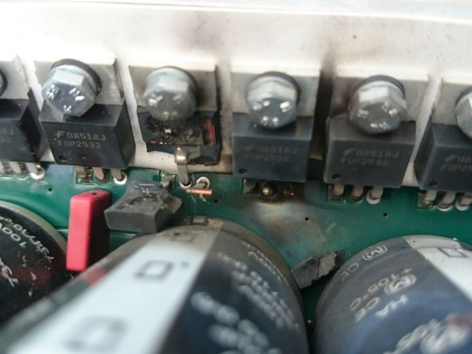 Troubleshooting Solar Inverters: A Must-Read Guide to Repair